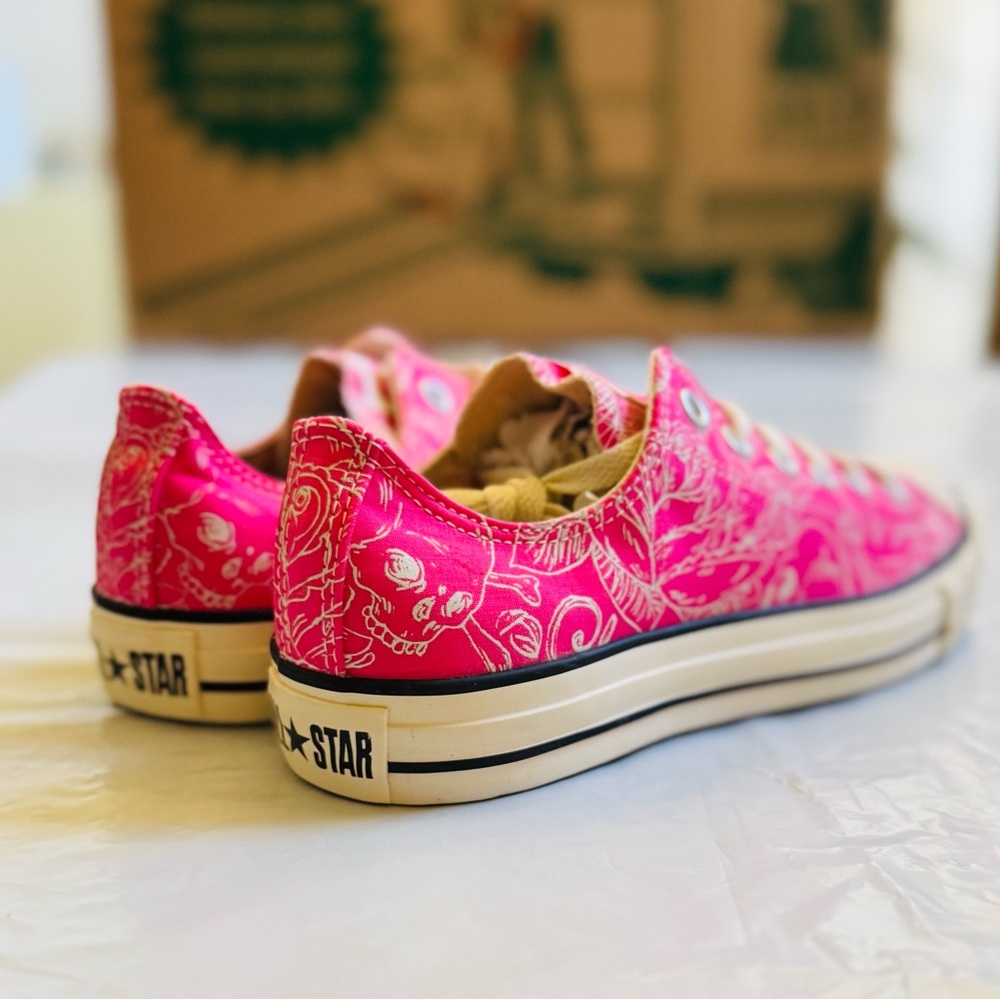 Converse Women's Chuck Taylor all star ox new in original box - Picture 3 of 7
